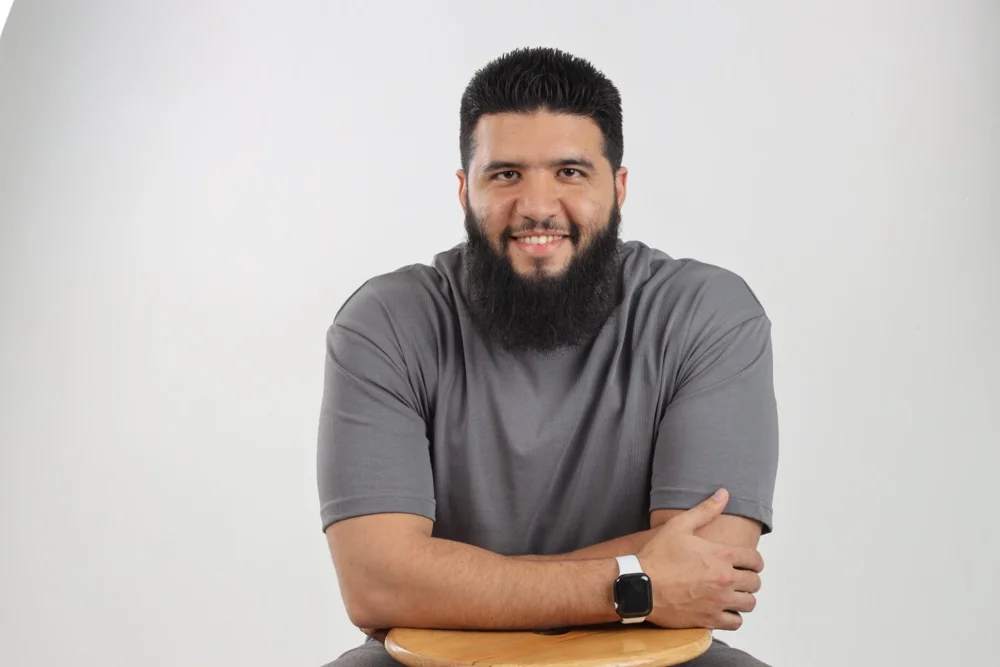 عمر عبد الناصر في الاستوديو